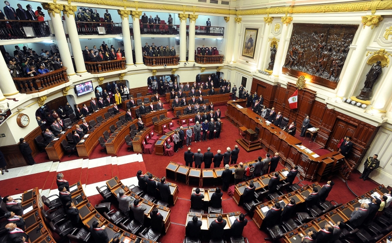 Vista_panorámica_del_Hemiciclo_de_sesiones_del_Congreso_del_Peru